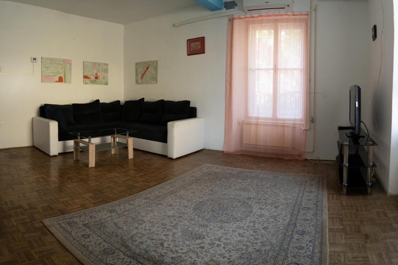 איזולה Free Parking 2 Bedroom Apartment מראה חיצוני תמונה